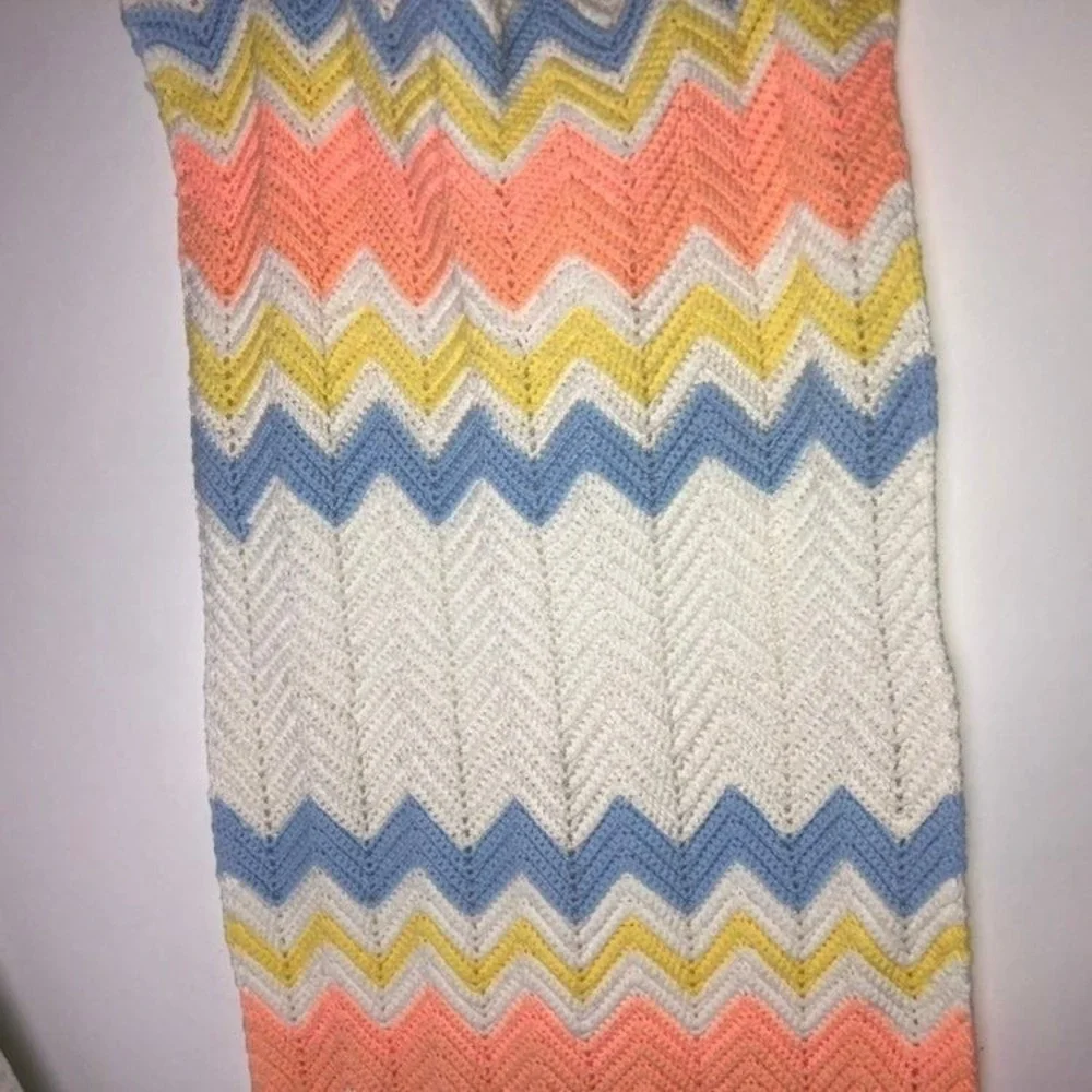 Crochet‎ Blanket Pastel Color Grannycore Chevron Pattern